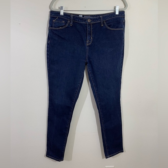Mossimo sz 12  slim/curvy jeans deep wash no distressing - Picture 1 of 15